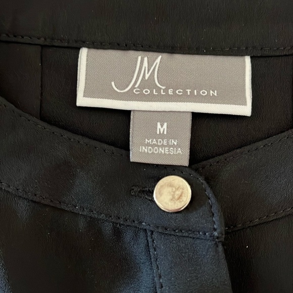 JM Collection Black Collarless Long Sleeve Silver Button Hidden Placket Blouse - Picture 4 of 15